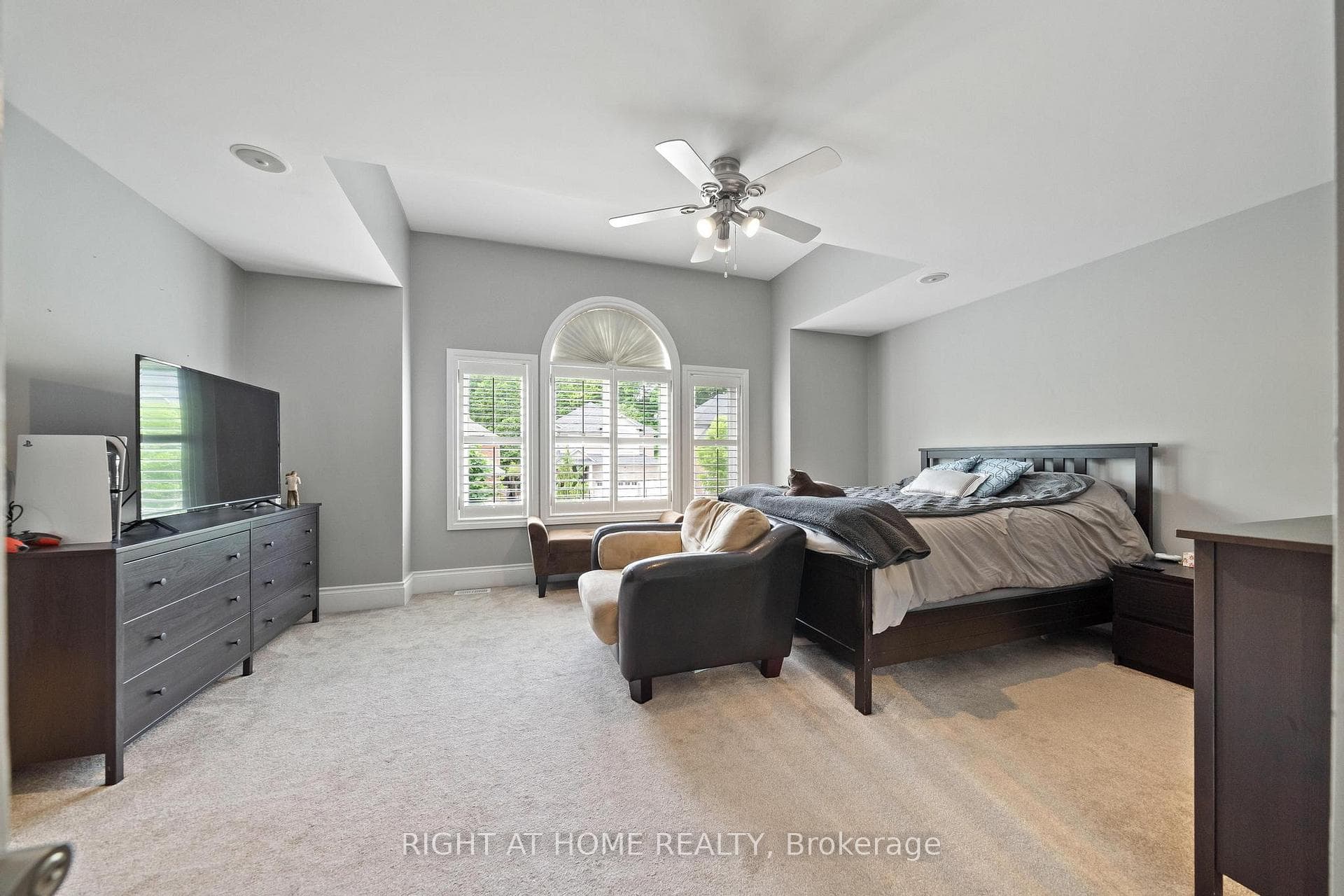 63 Newcombe Road photo 17