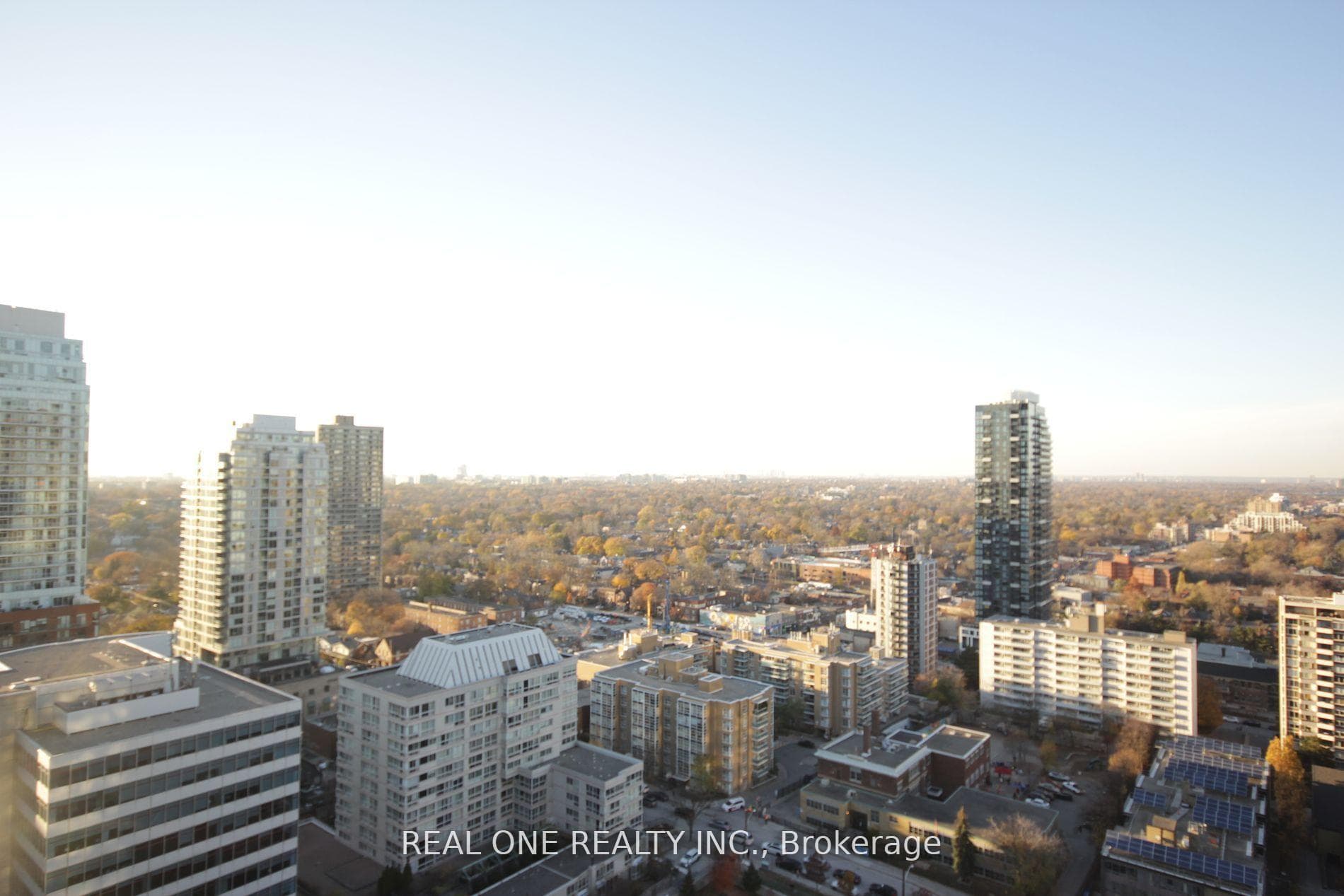 70 Roehampton Avenue Unit 2418 photo 29