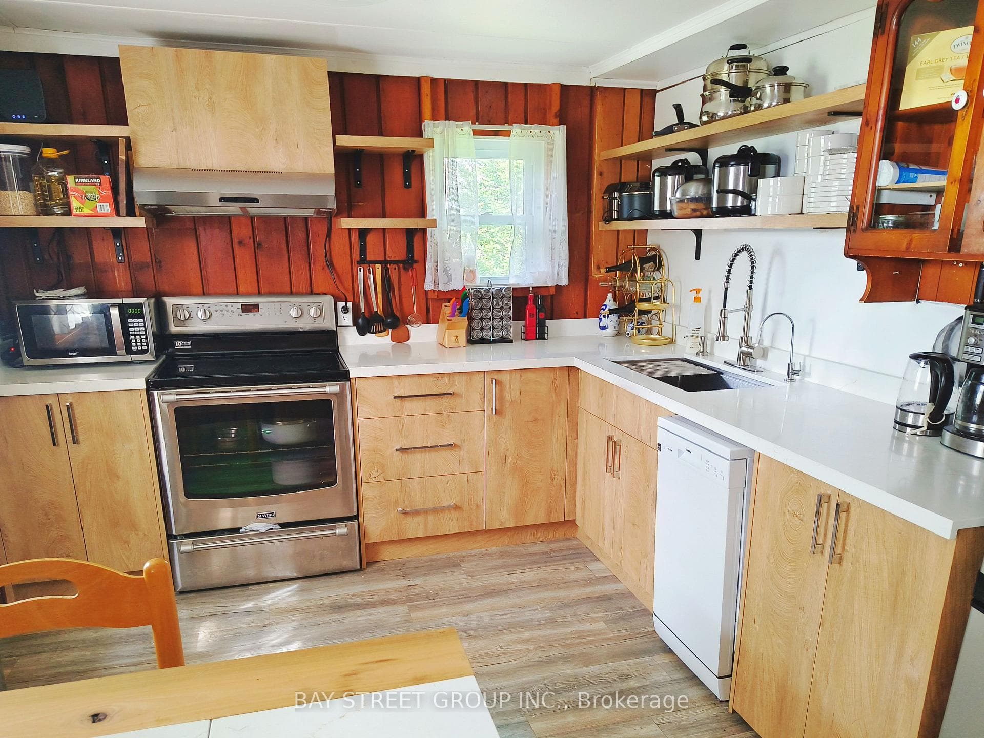 1355 Canal Road photo 14