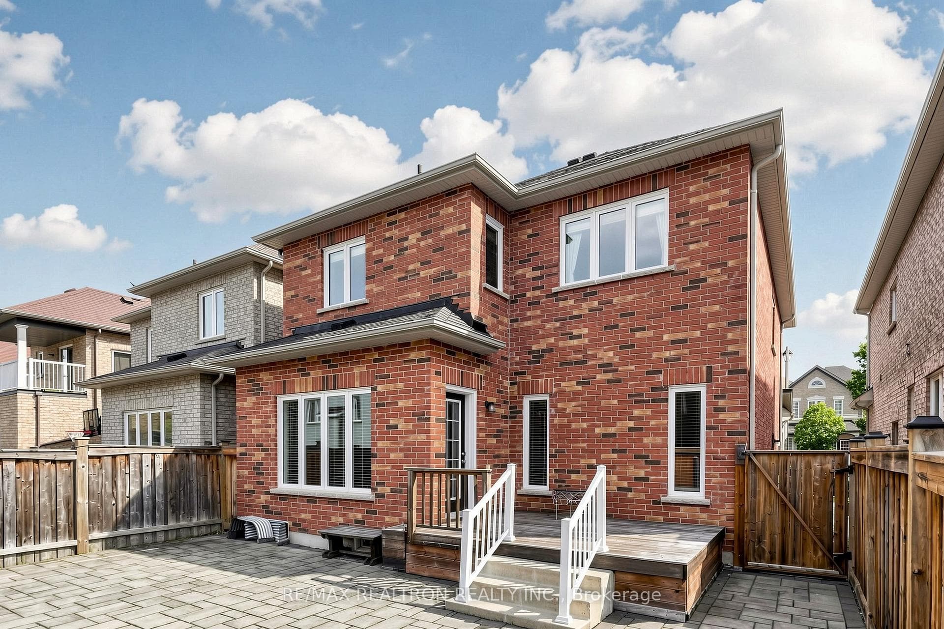 37 Greenspire Avenue photo 46