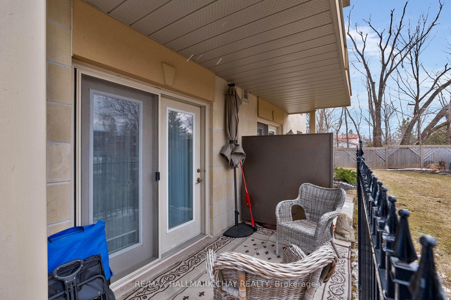 486 Laclie Street Unit 109 photo 18