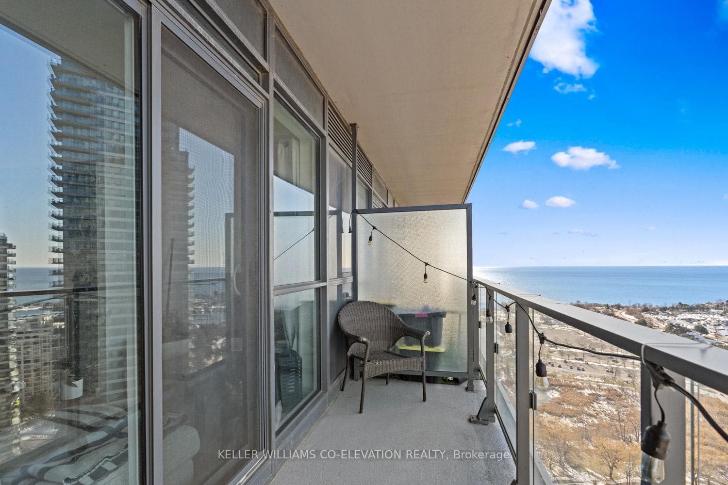 2220 Lakeshore Boulevard Unit 2910 photo 14
