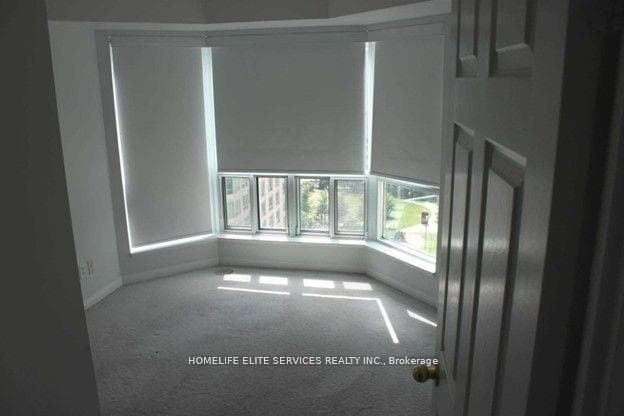 11 Lee Centre Drive Unit 1615 photo 13