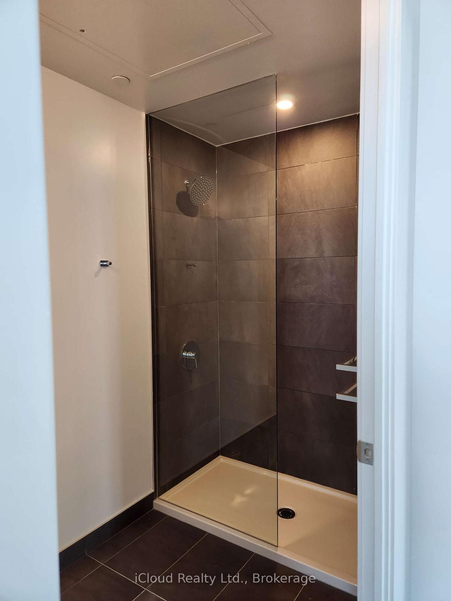1000 Portage Parkway Unit 310 photo 10