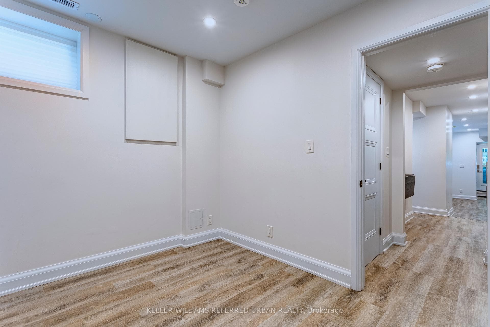 325 Ashdale Avenue Unit Lower photo 17