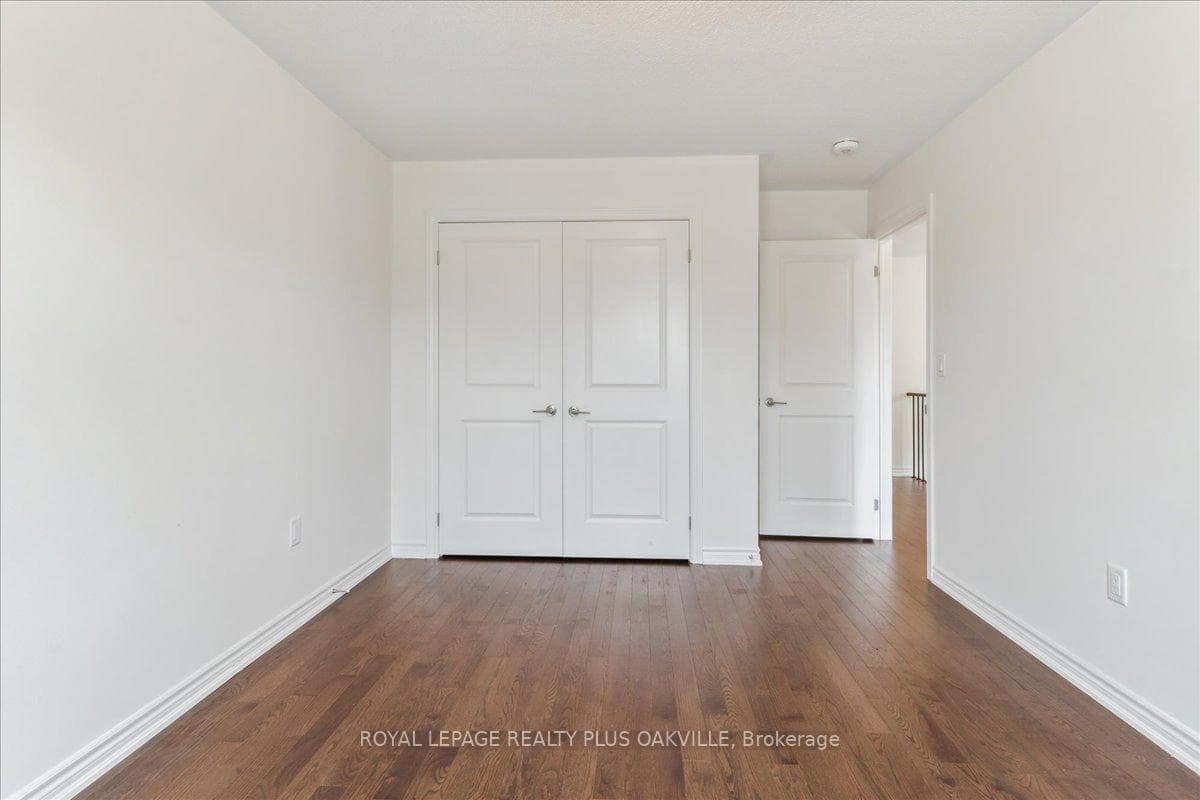 442 Bergamot Avenue photo 31