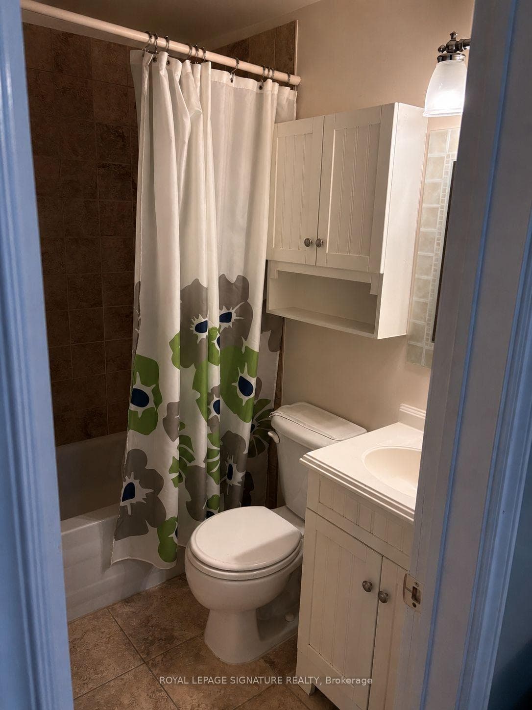 137 Madoc Drive photo 24