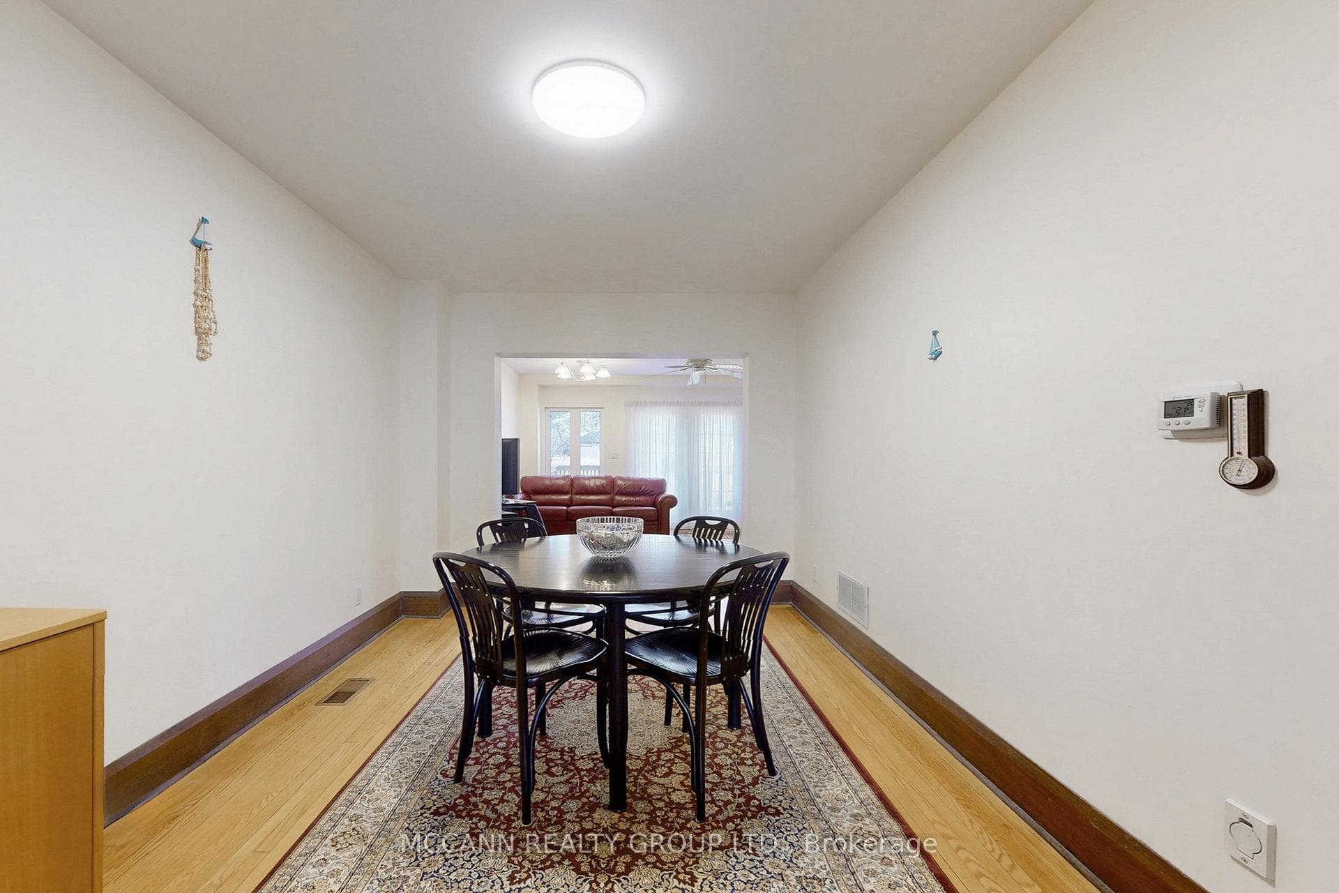 80 Woburn Avenue photo 7