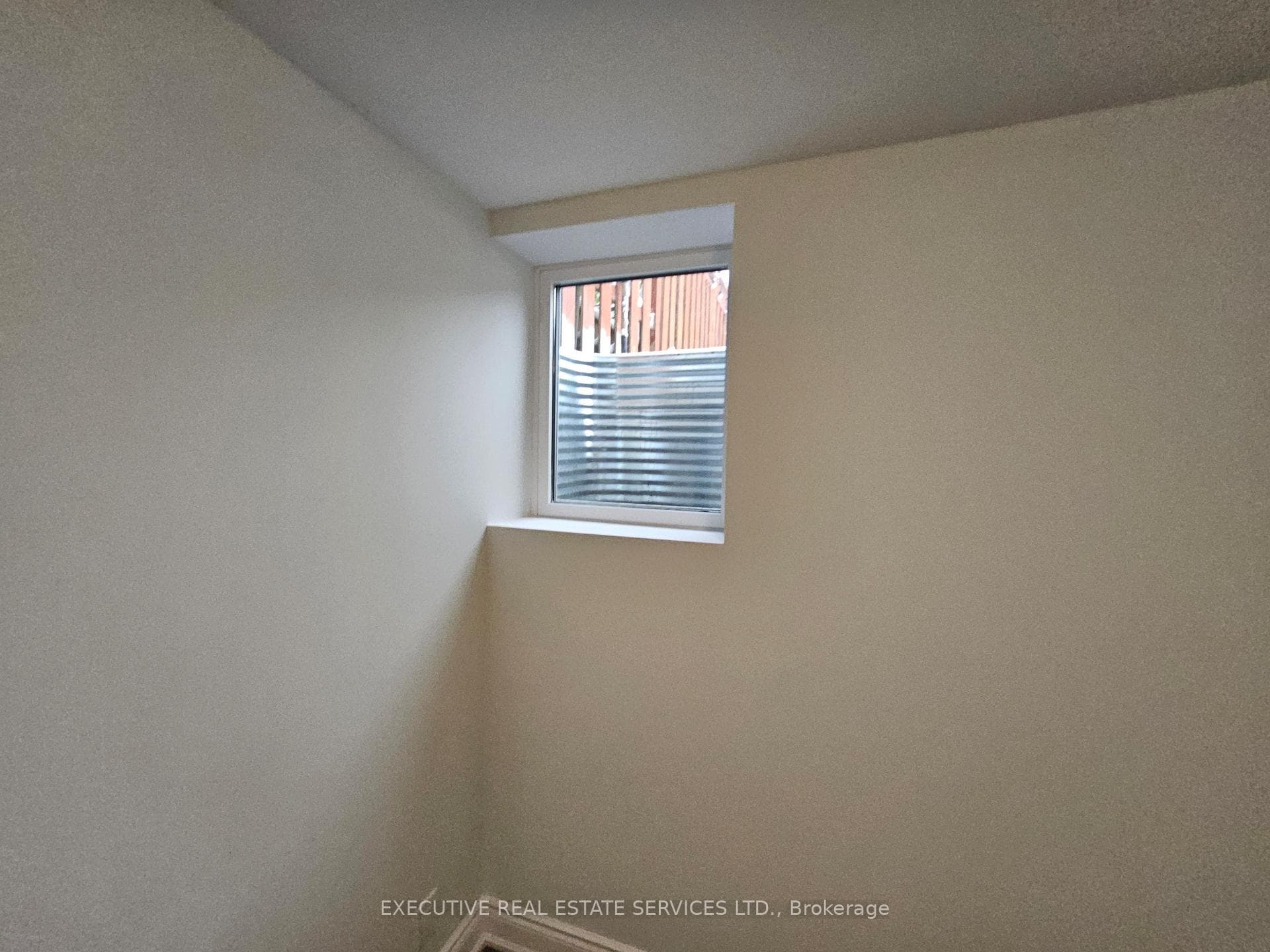 3910 Skyview Street photo 17