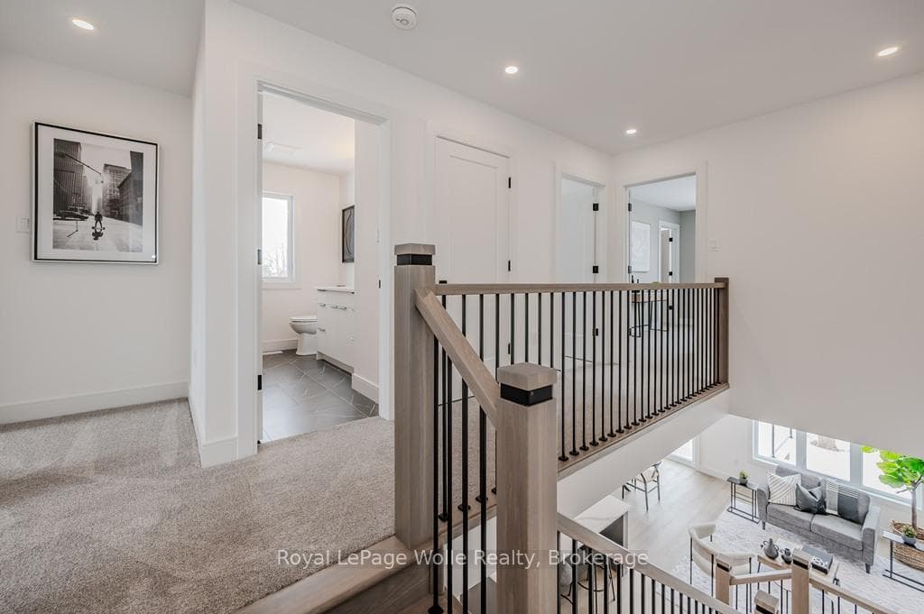54 Walker Road photo 17