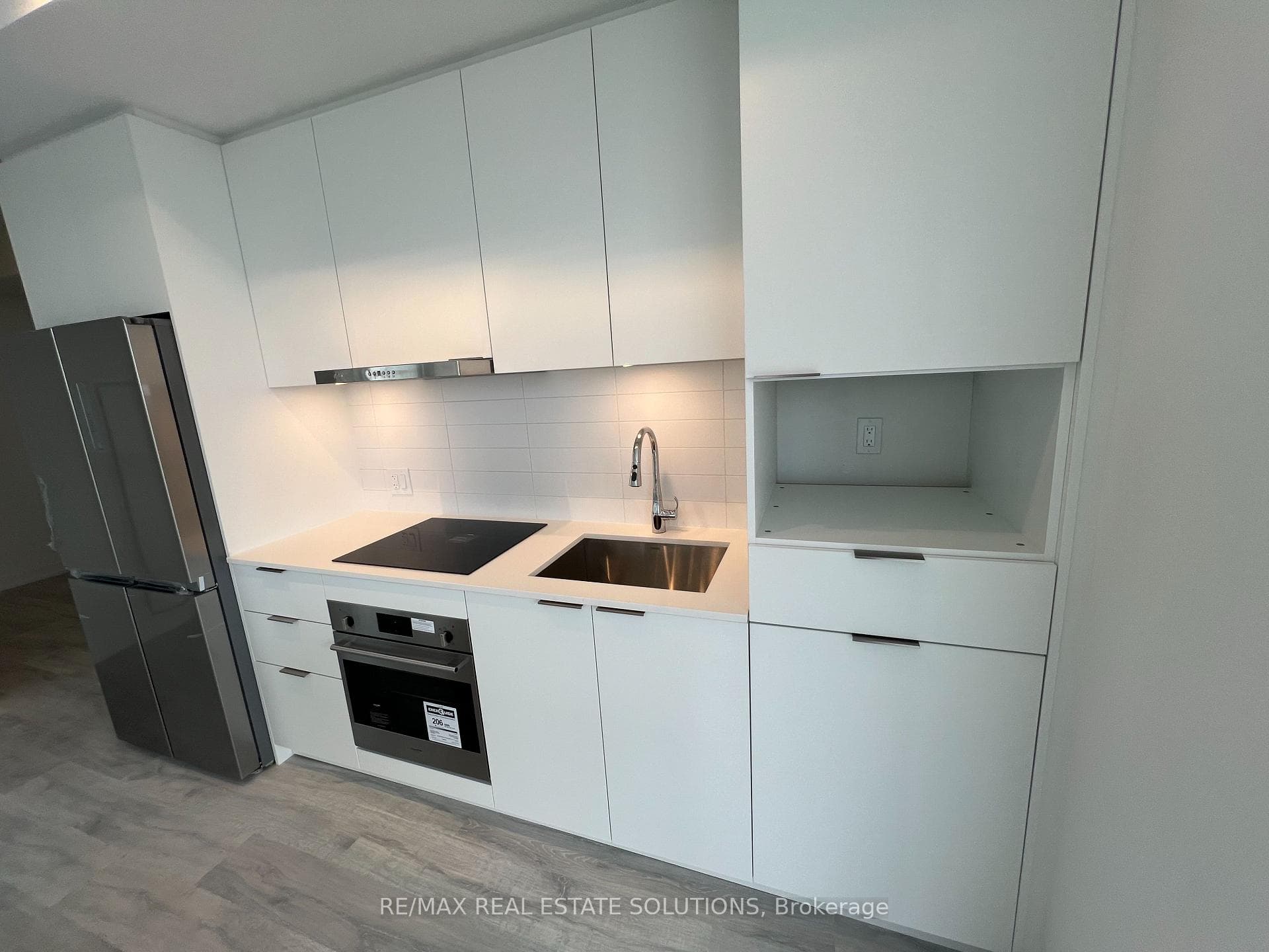 7 Golden Lion Heights Unit N1304 photo 4