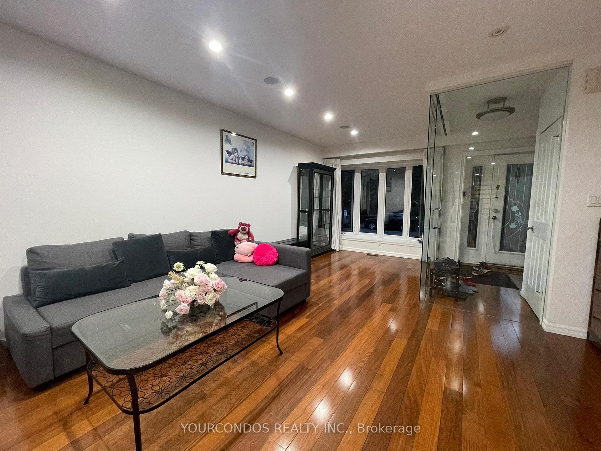 193 Brunswick Avenue Unit Upper B photo 3