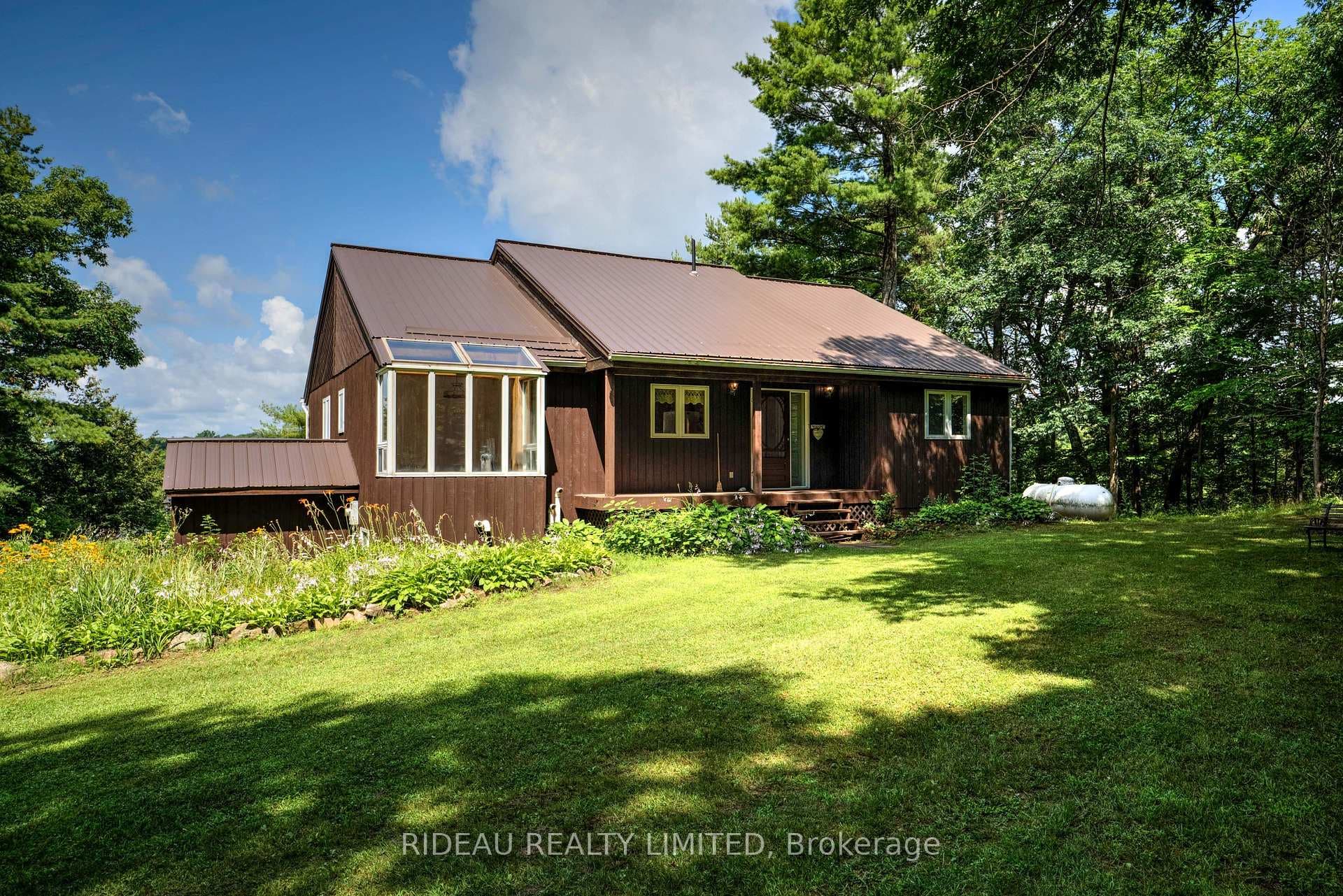 308 Marina Road photo 1