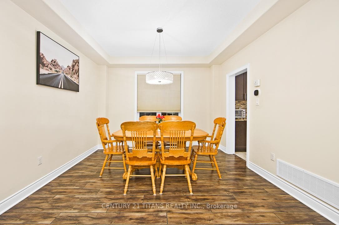 2 Joseph Street photo 9
