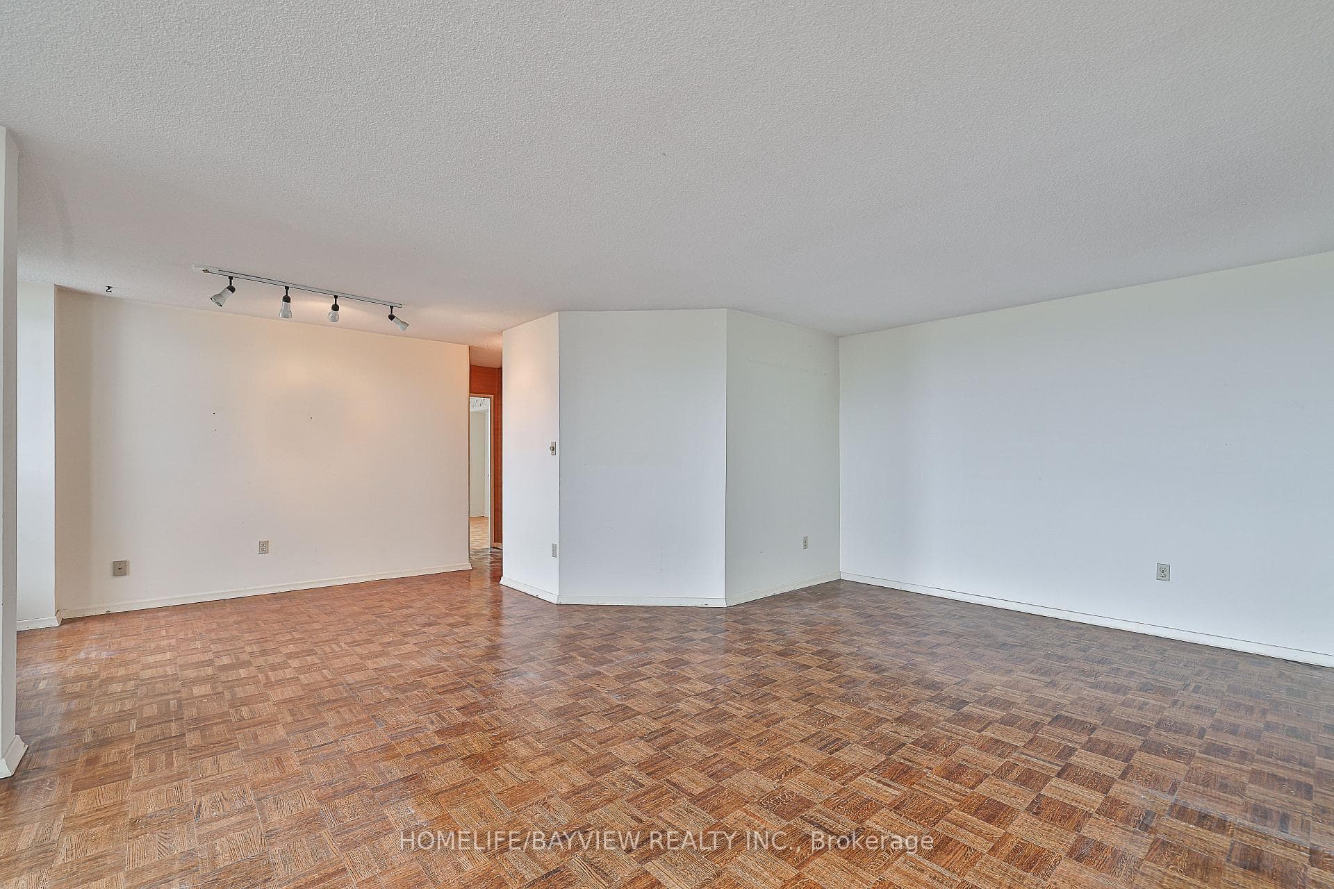 75 Graydon Hall Drive Unit 2006 photo 18