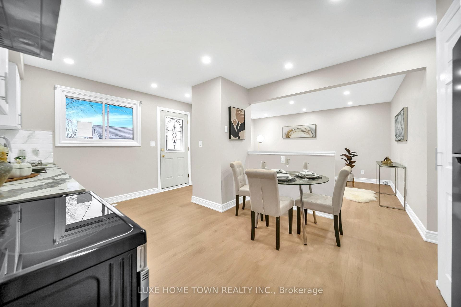 46 Elmwood Avenue photo 14