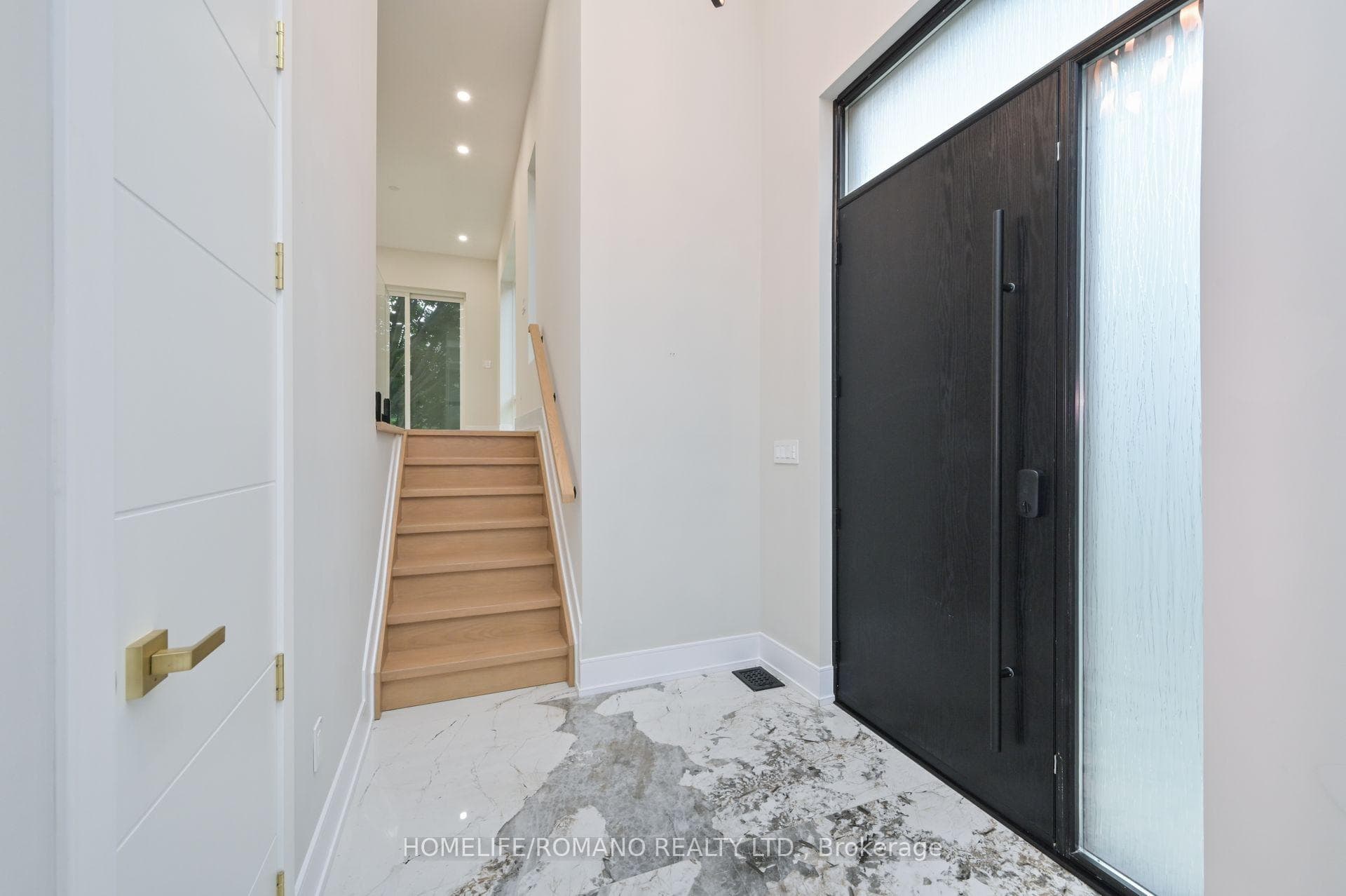 19 King High Avenue photo 6