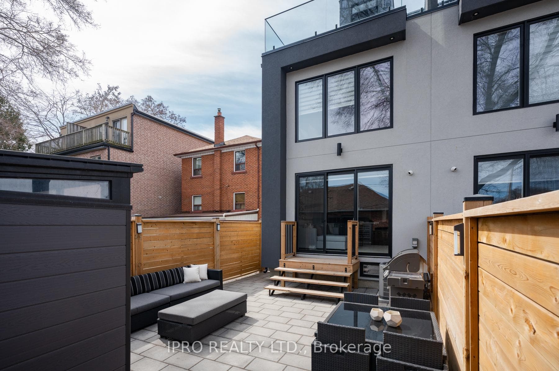 285 Glebemount Avenue photo 50
