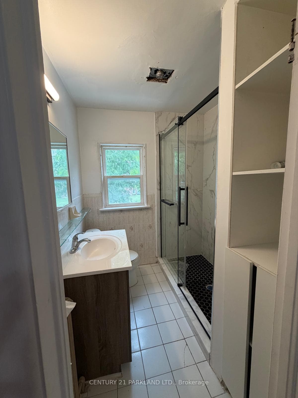462 Midland Avenue photo 8