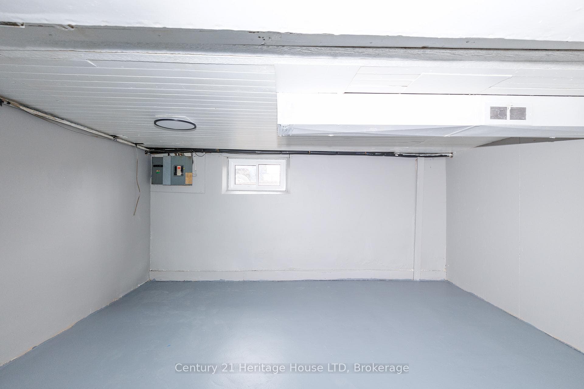 64 Patricia Street photo 27