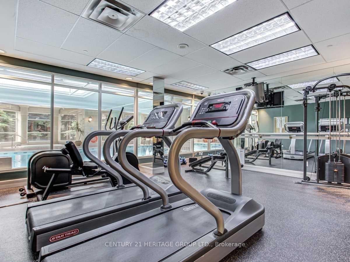 5418 Yonge Street Unit 301 photo 8