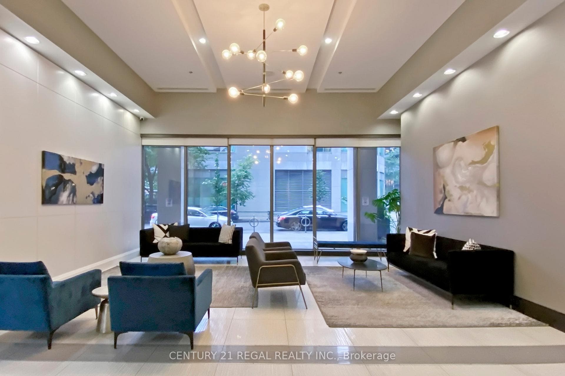 19 Grand Trunk Crescent Unit 2706 photo 4