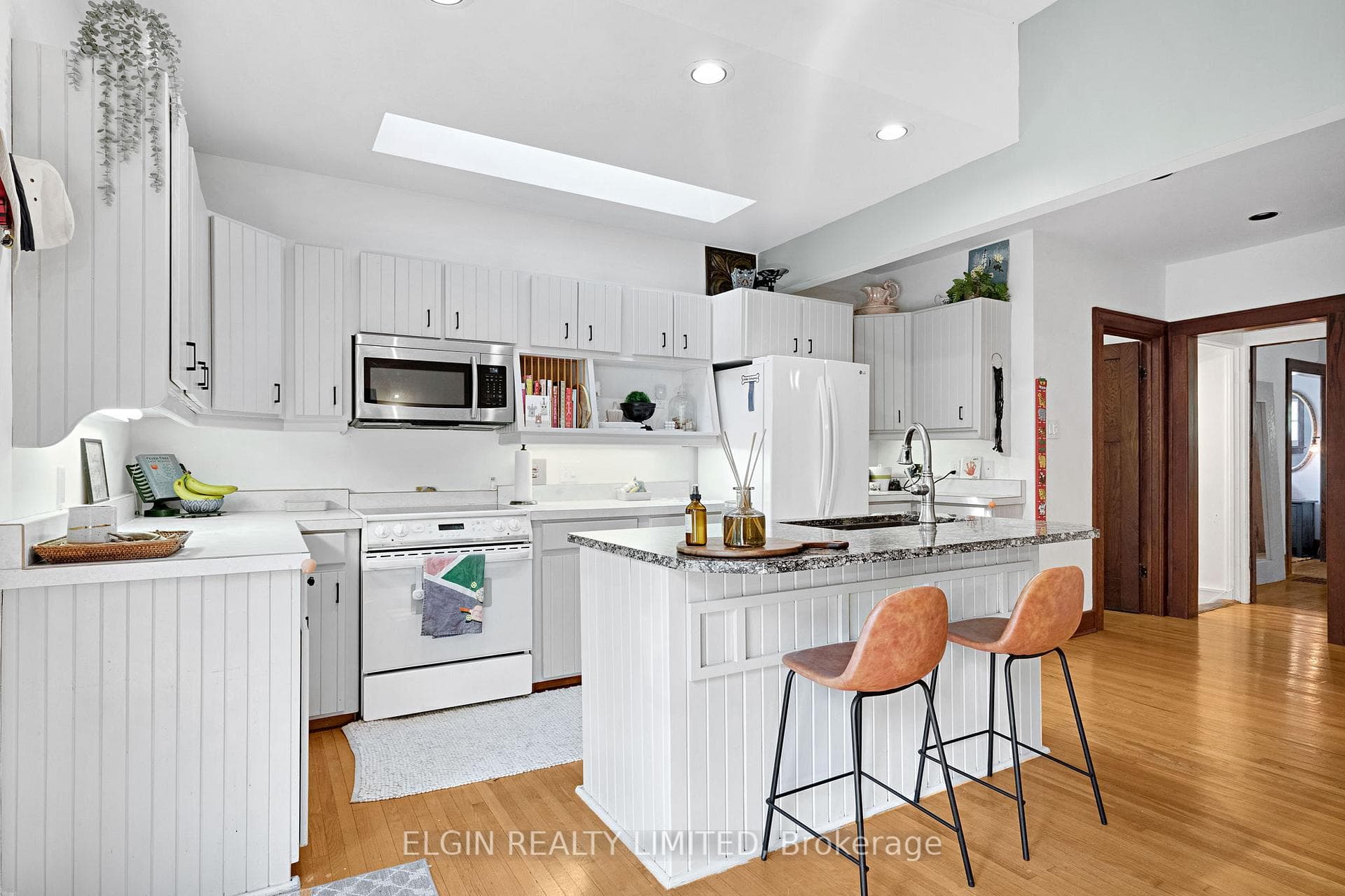 9 Farley Place photo 16