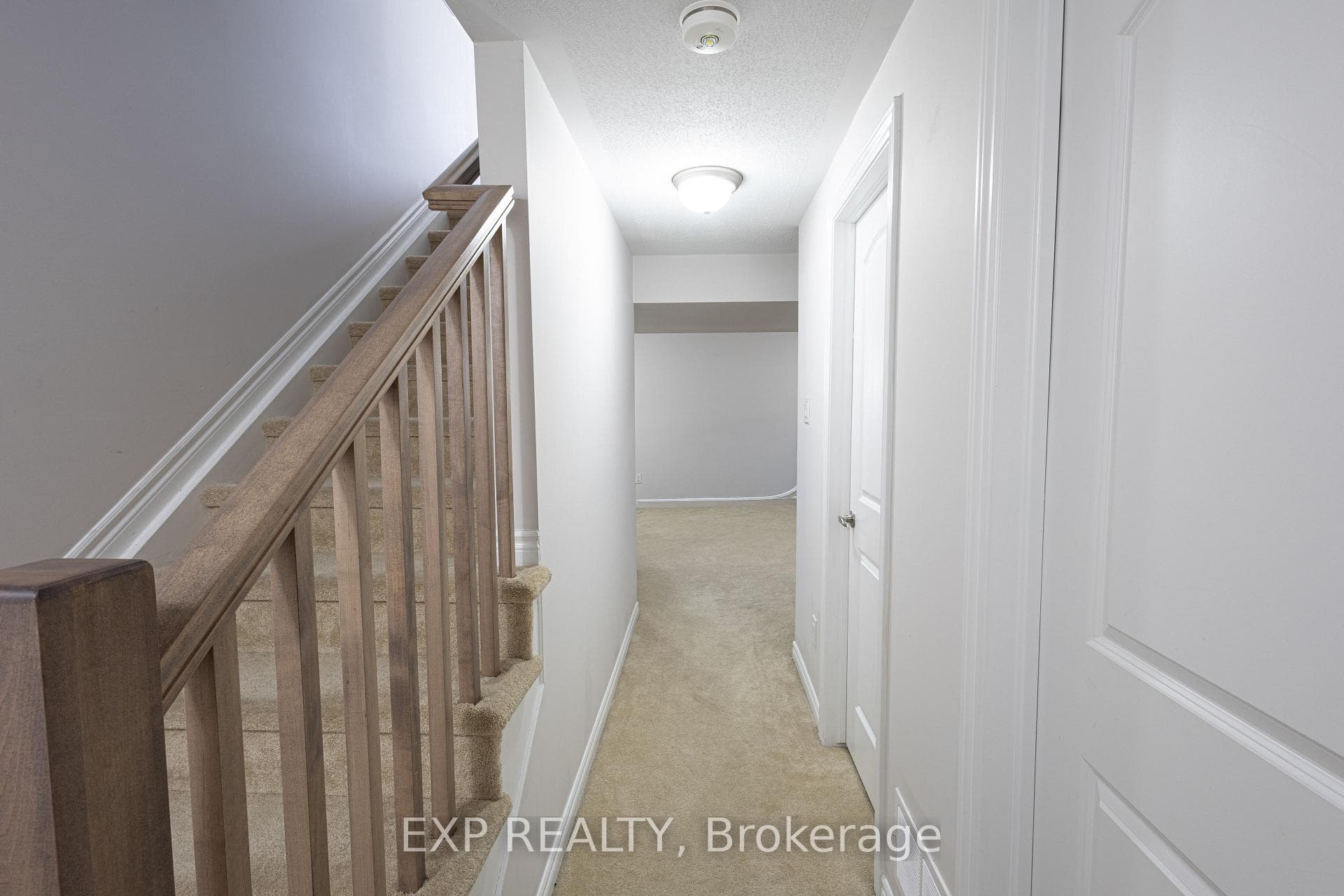 1008 Carden Lane photo 23