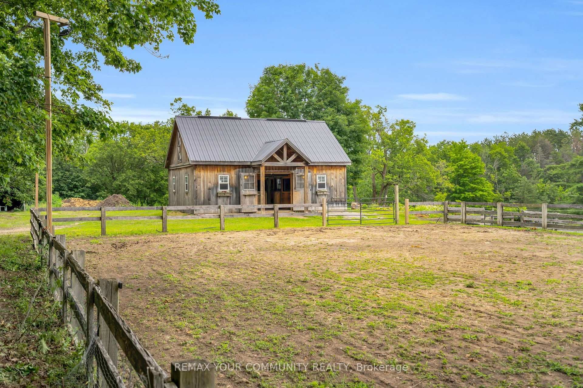 273 Wees Road photo 37