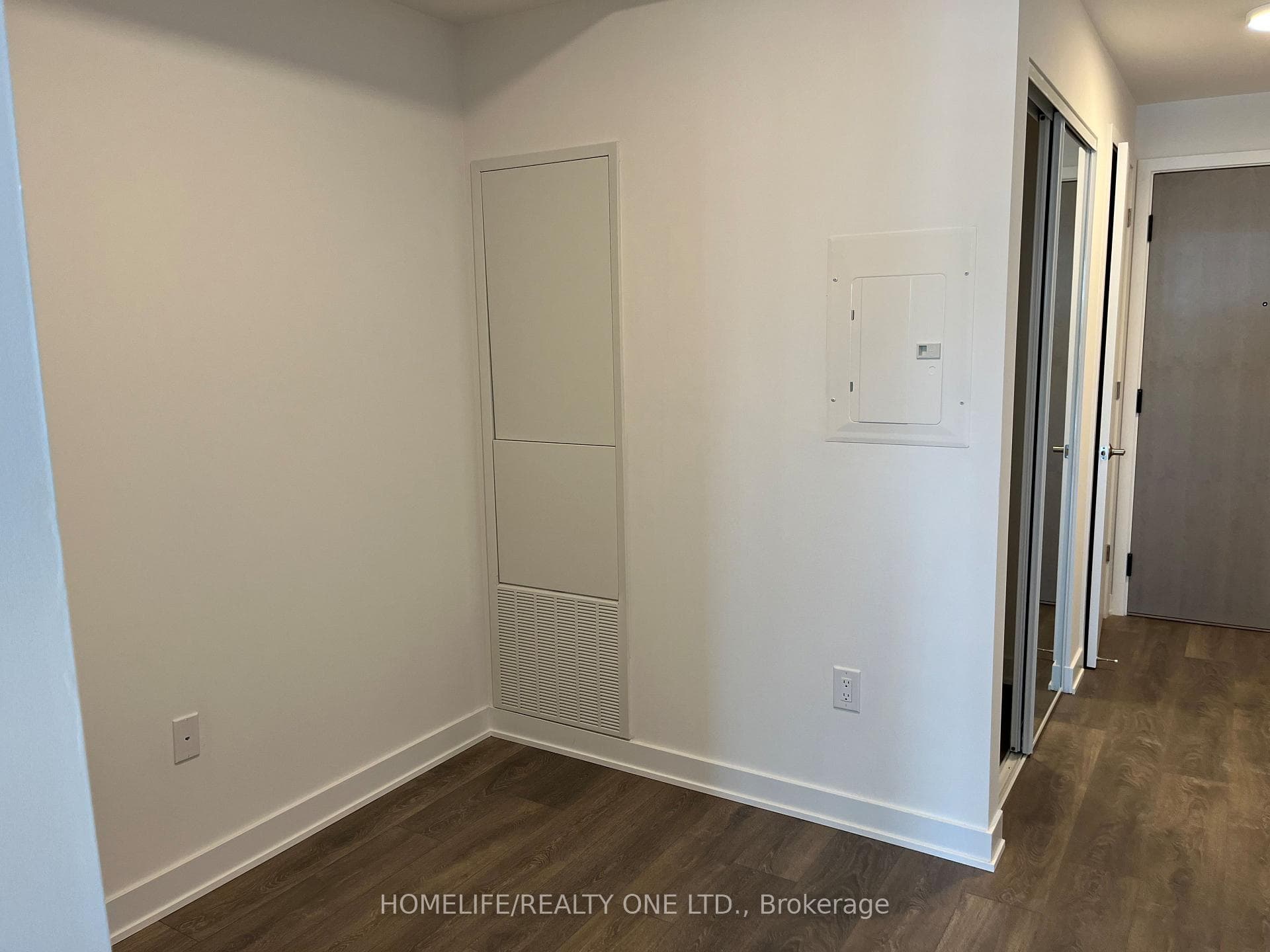130 River Street Unit 2706 photo 9
