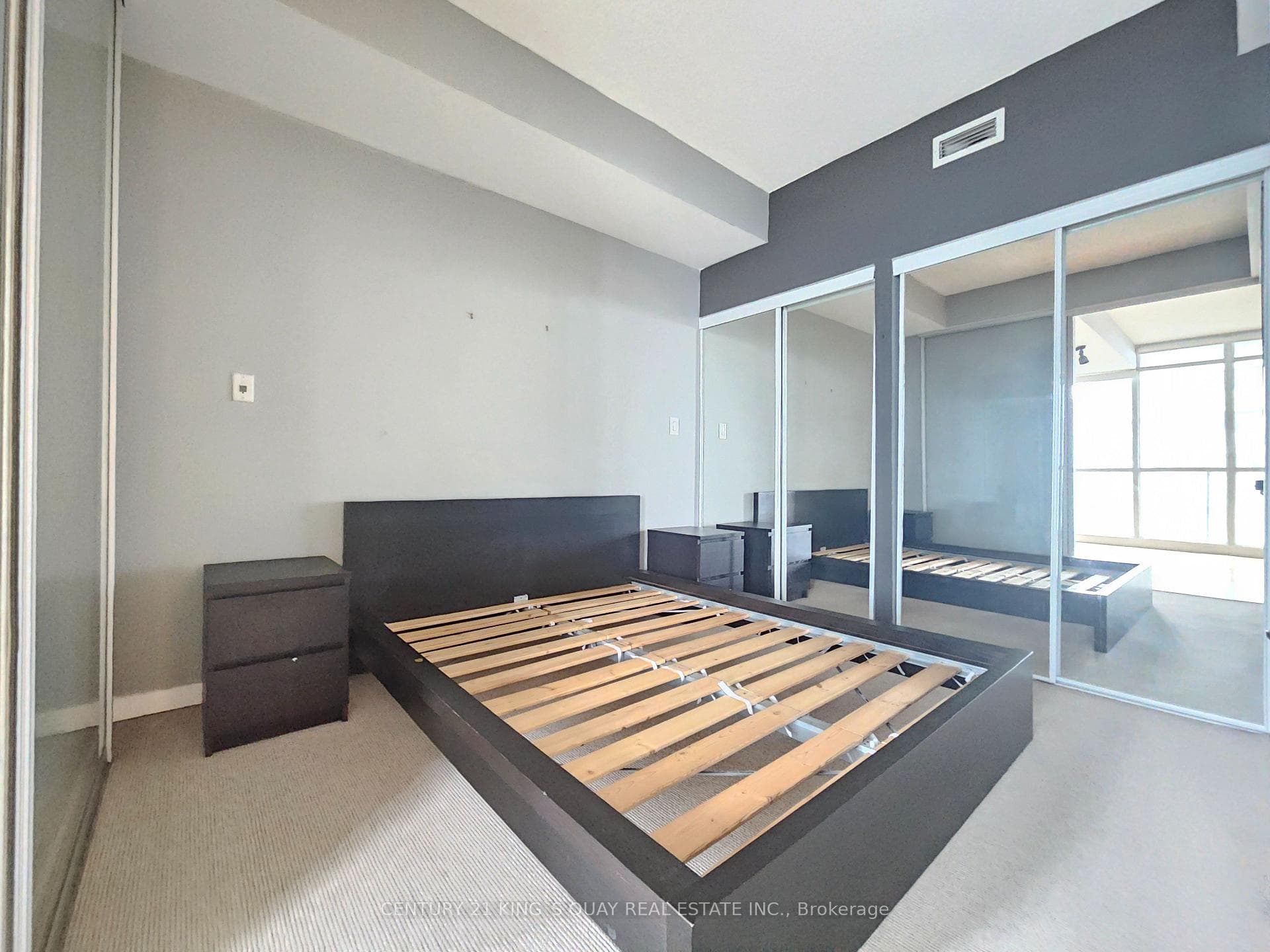 55 Bremner Boulevard Unit 3011 photo 7