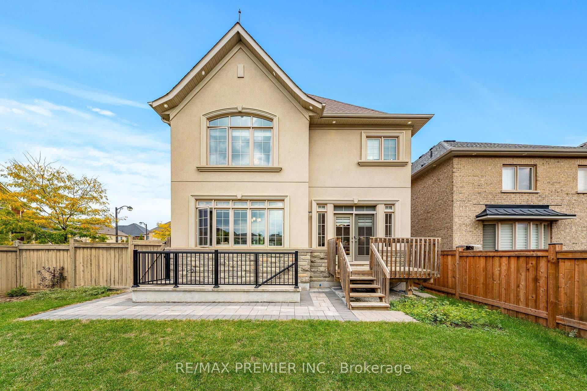 28 Rivoli Drive photo 50