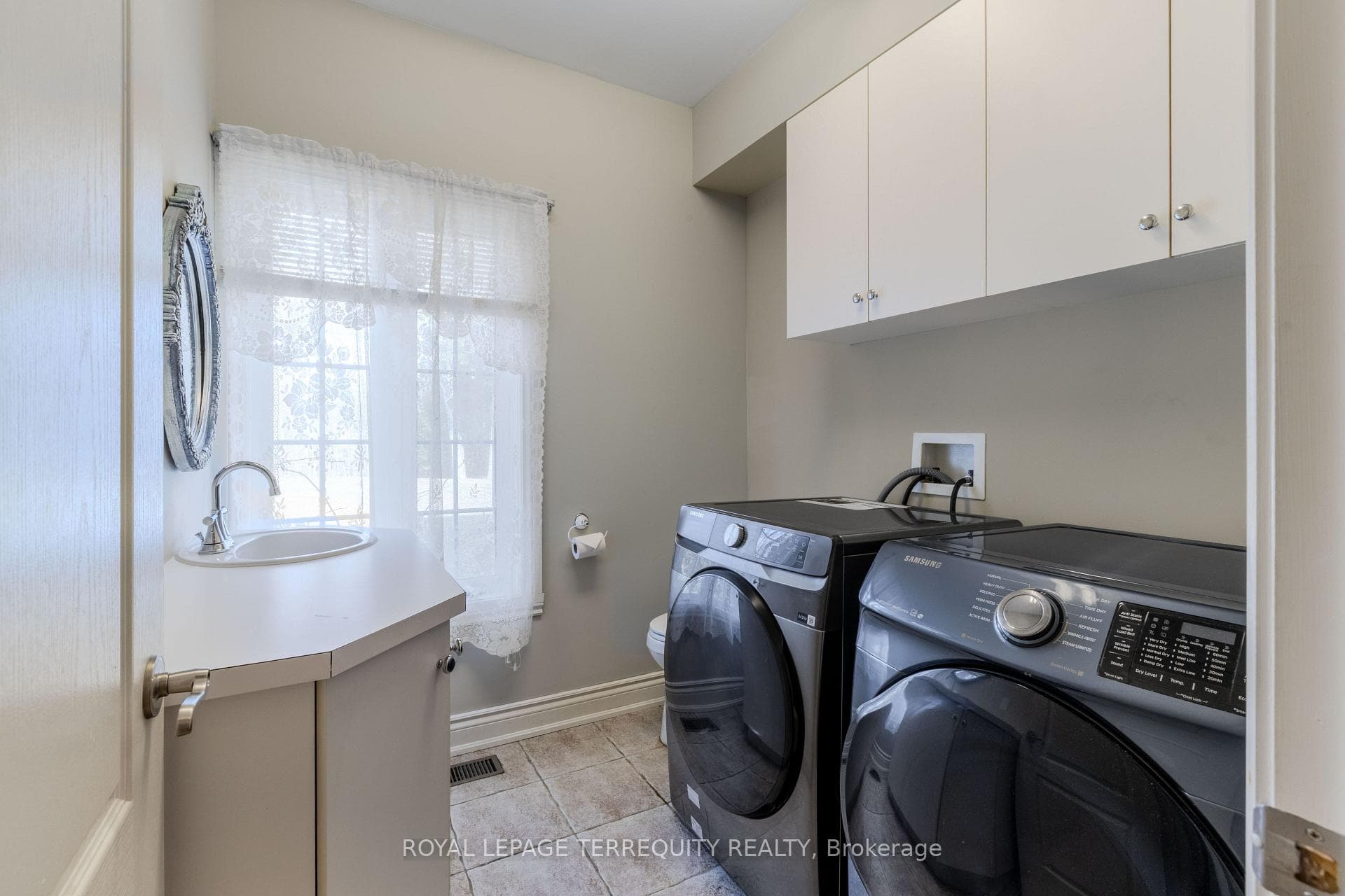 591 Du Parc Road photo 15