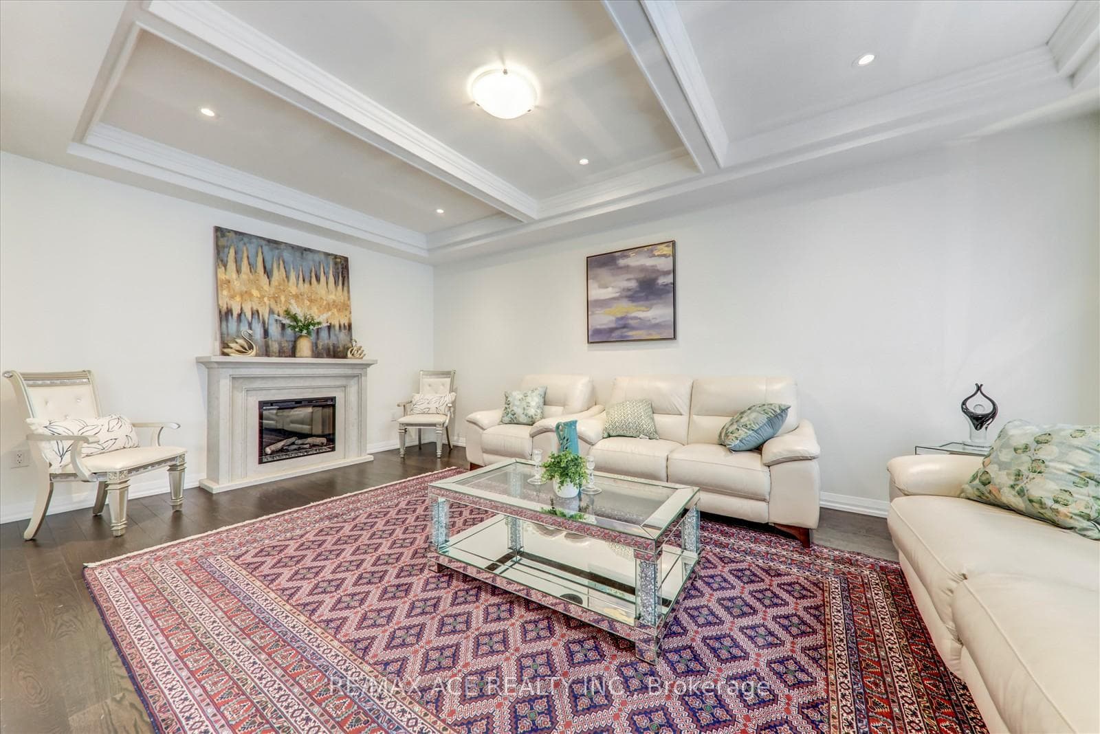 98 Markview Road photo 14