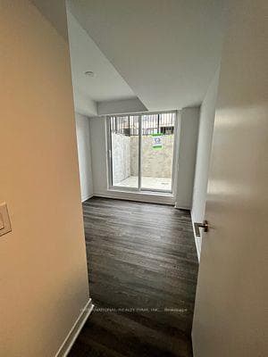 40 Ed Clark Gardens Unit TH19 photo 12