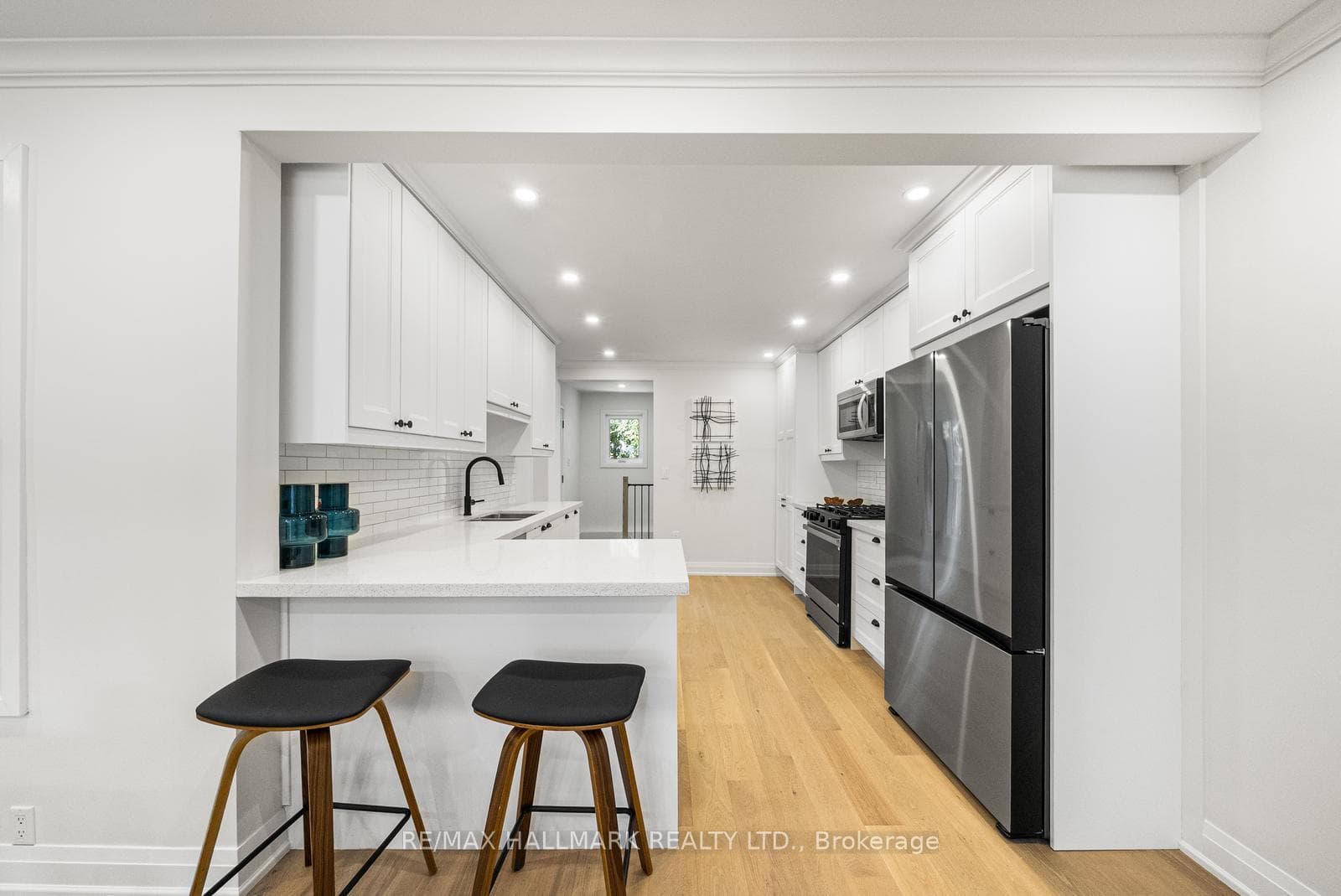 50 Watson Avenue photo 16