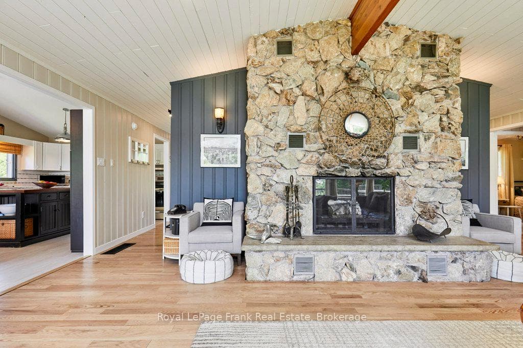 156 Acton Road photo 7