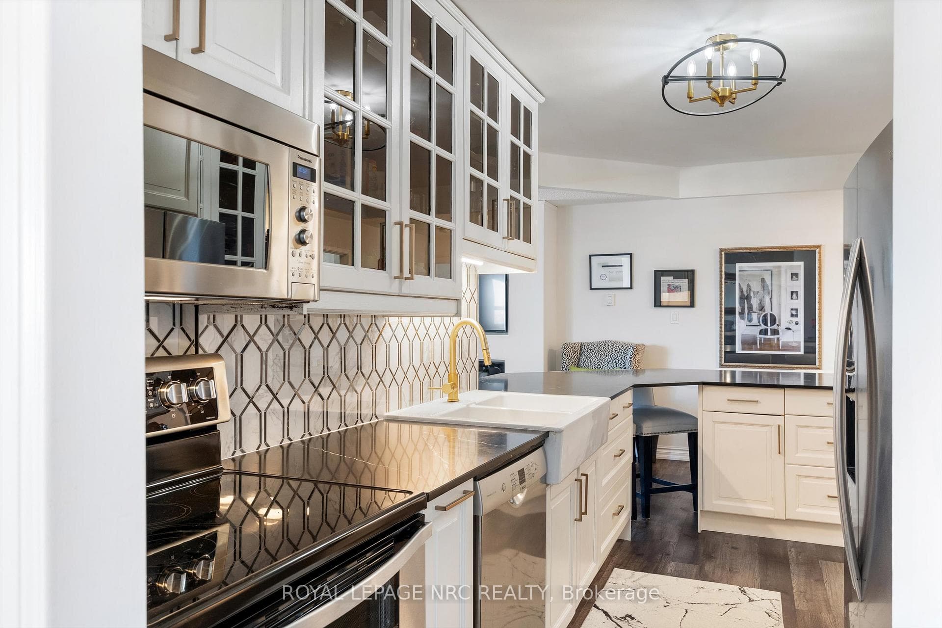 Remodelled kitchen with ceramic backsplash