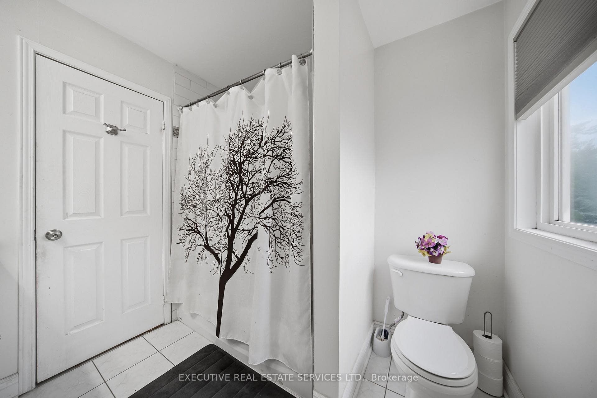 51 Worthington Avenue photo 19