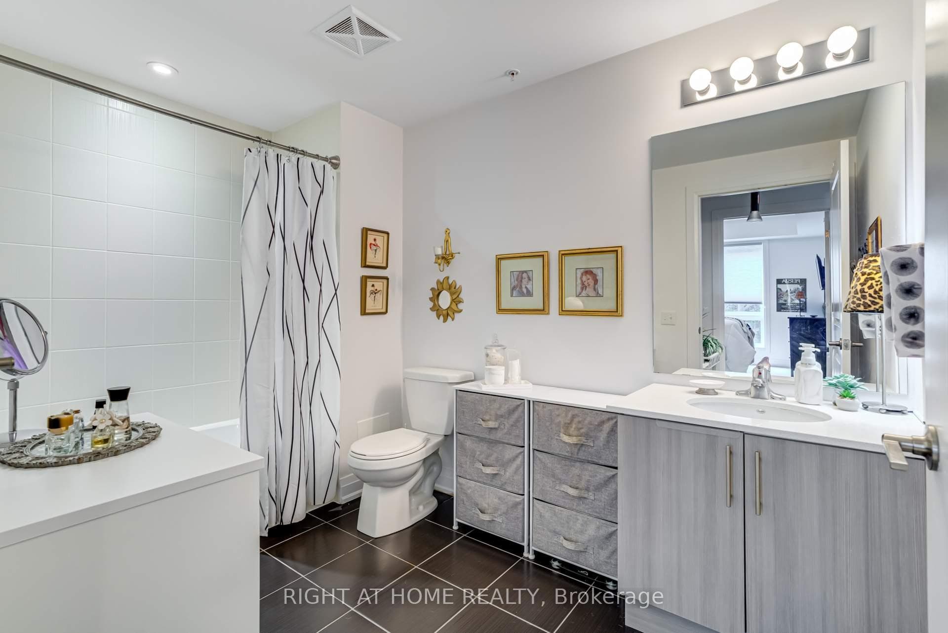 304 Essa Road Unit 308 photo 18