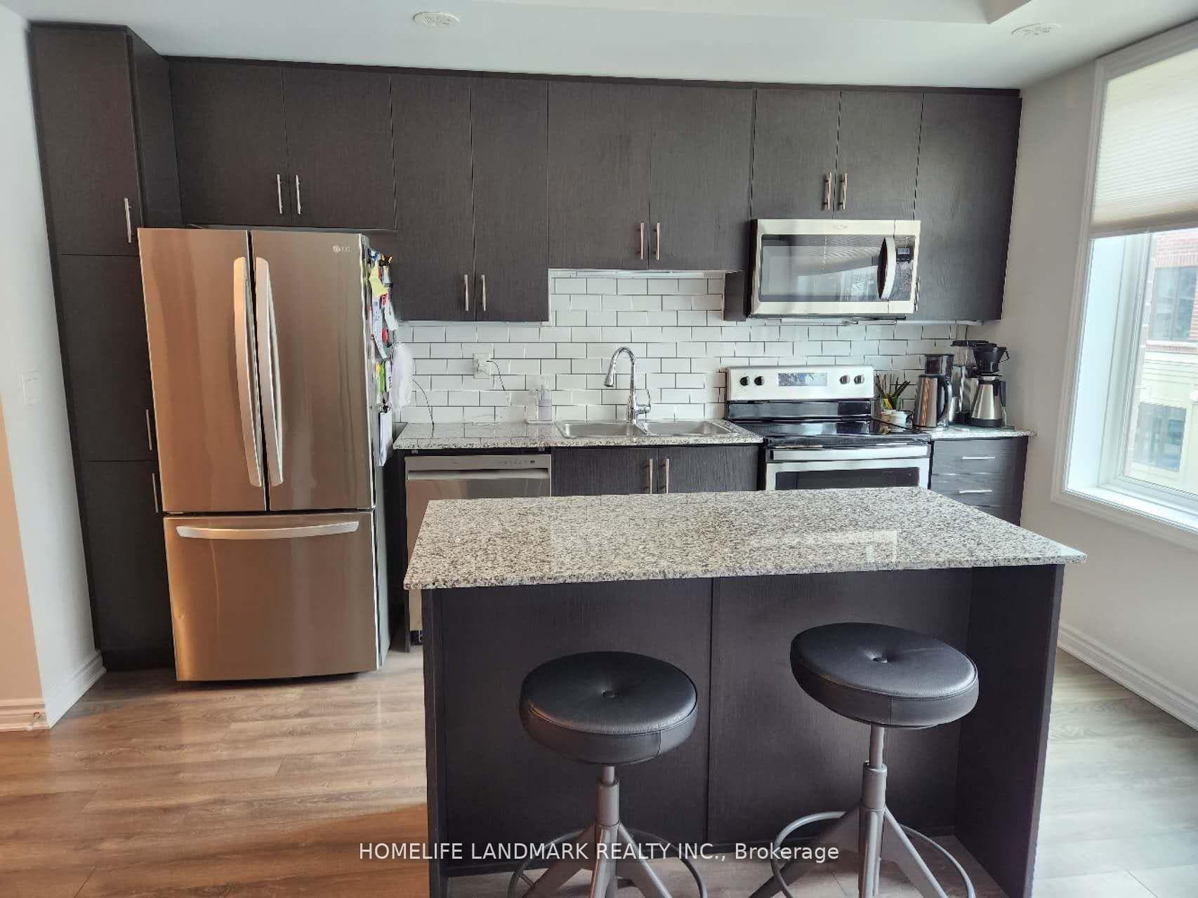 95 Eastwood Park Gardens Unit 27 photo 9