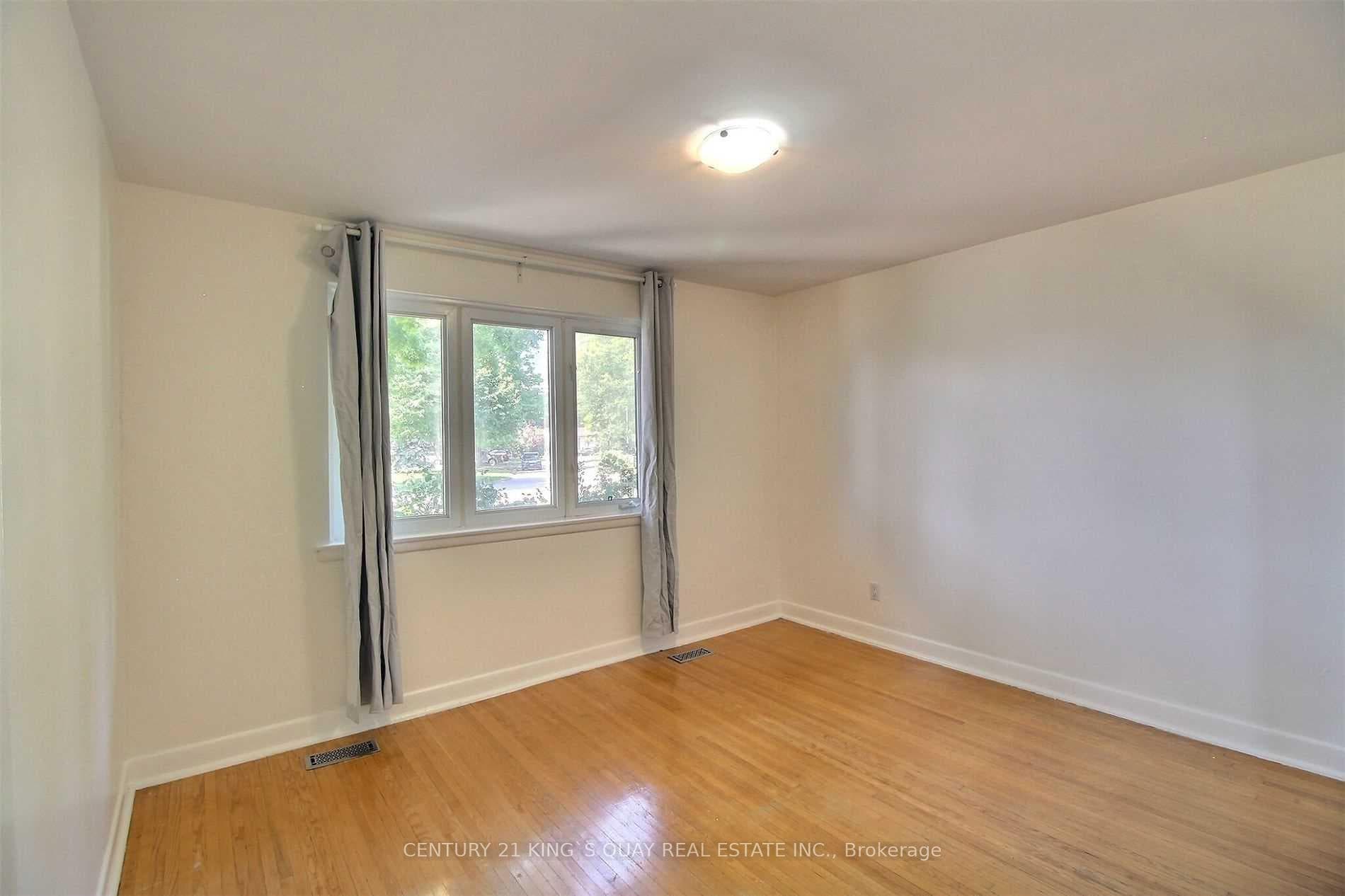29 Tangmere Road photo 10