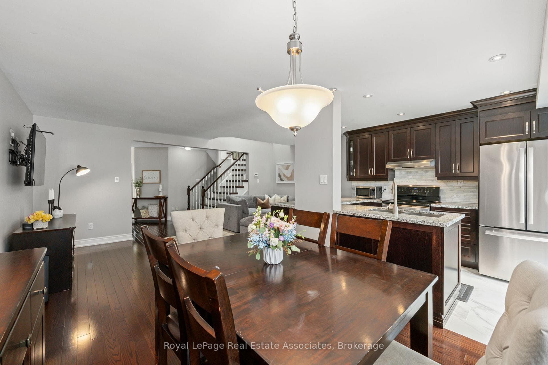 6563 Sapling Trail photo 15