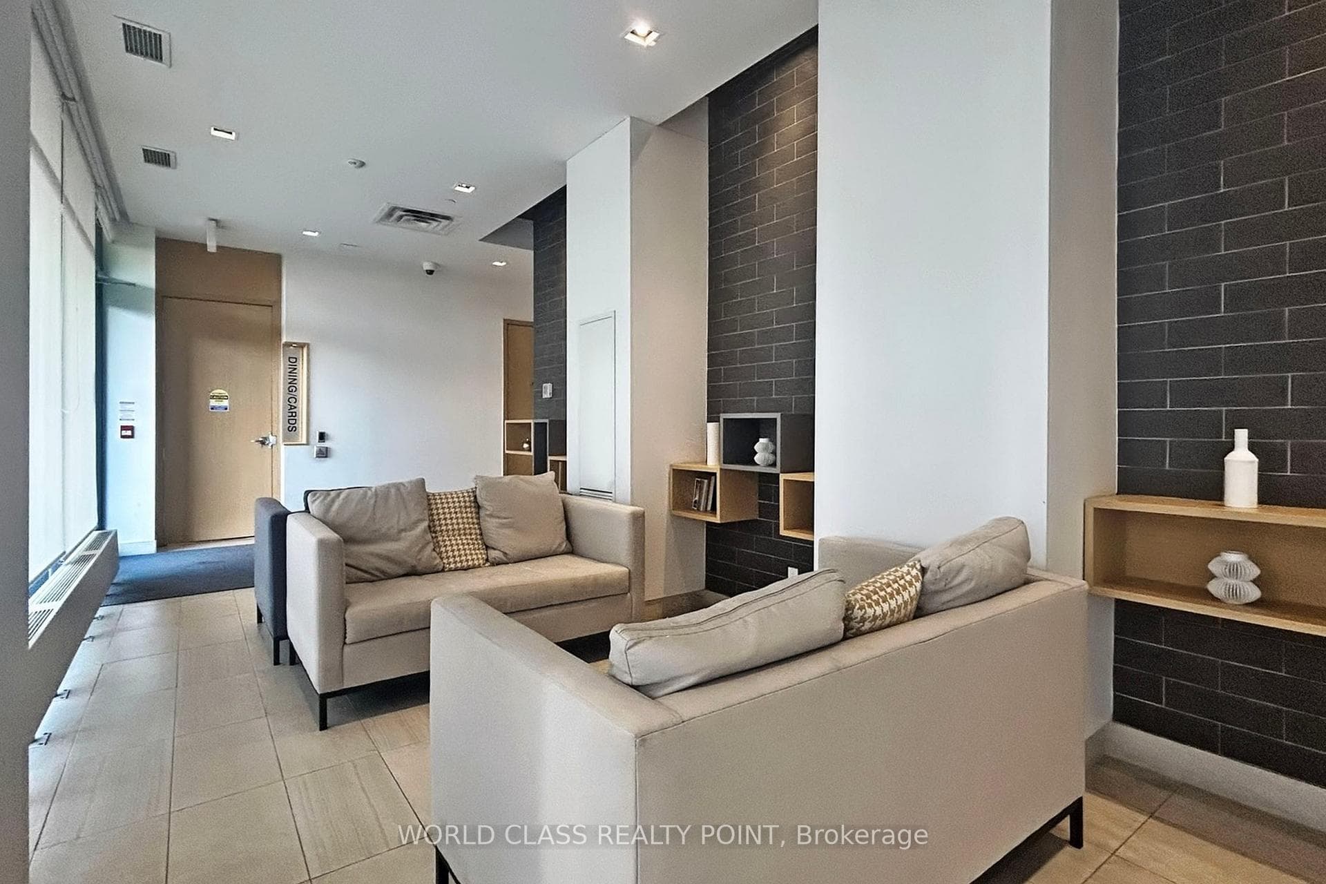 150 Fairview Mall Drive Unit 611 photo 36