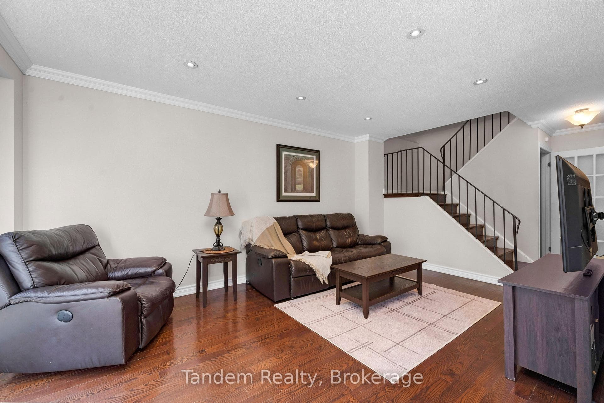 769 Coulson Avenue photo 10
