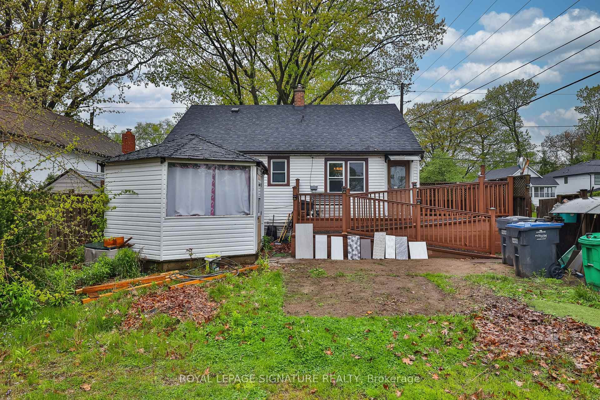 178 Angelene Street photo 40