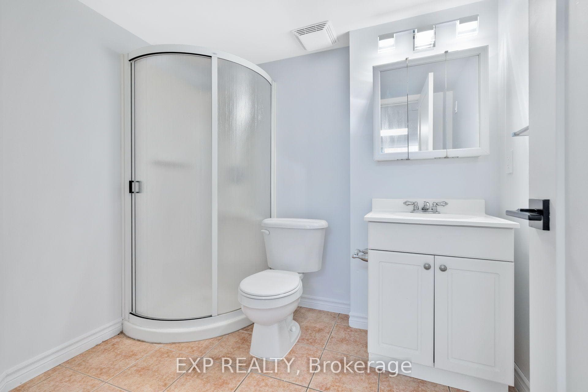 114 Ashmore Drive photo 45