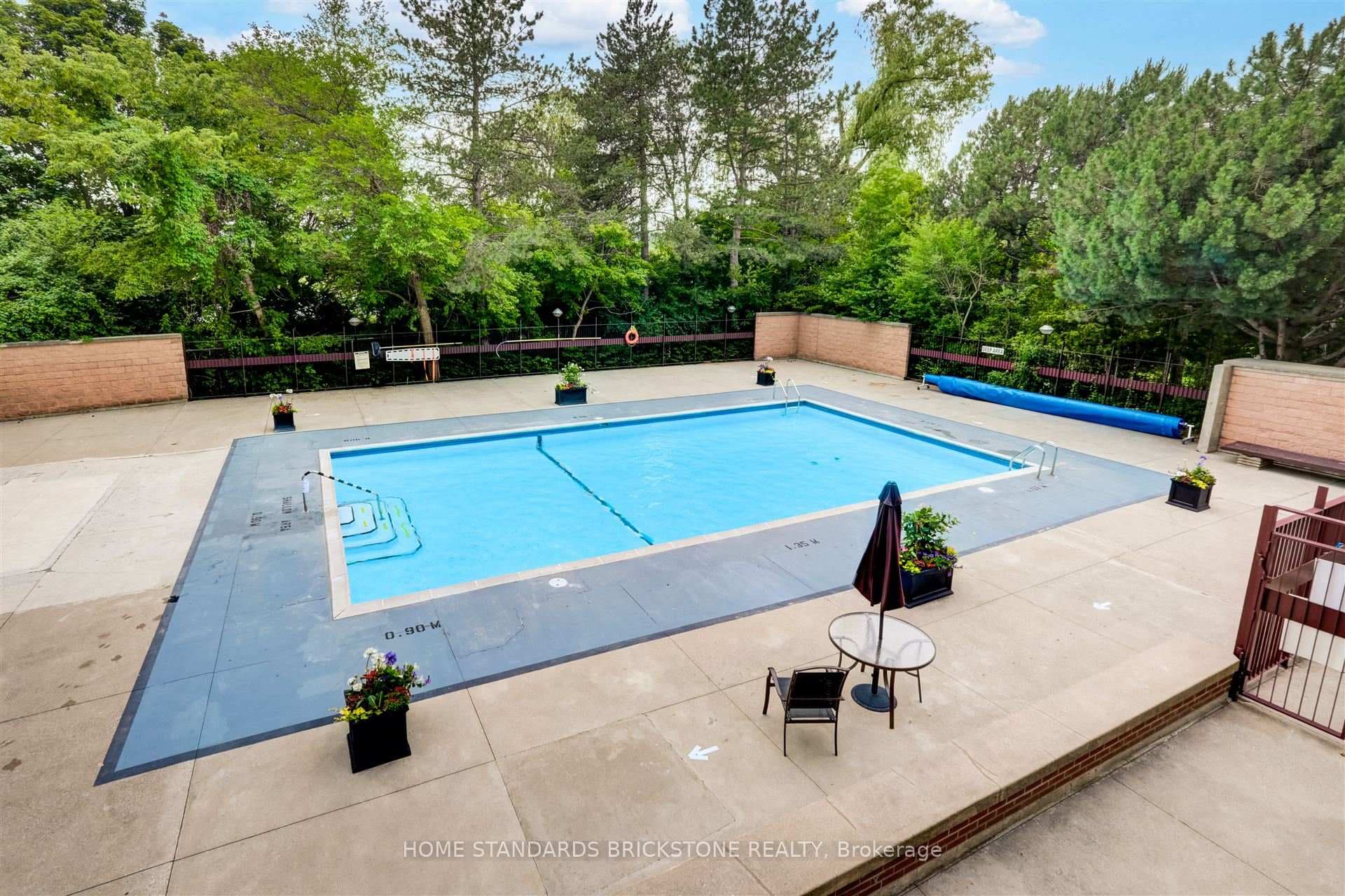 240 Scarlett Road Unit 601 photo 28