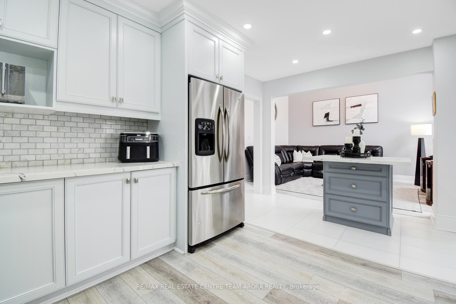 Kitchen Combined With Family Room