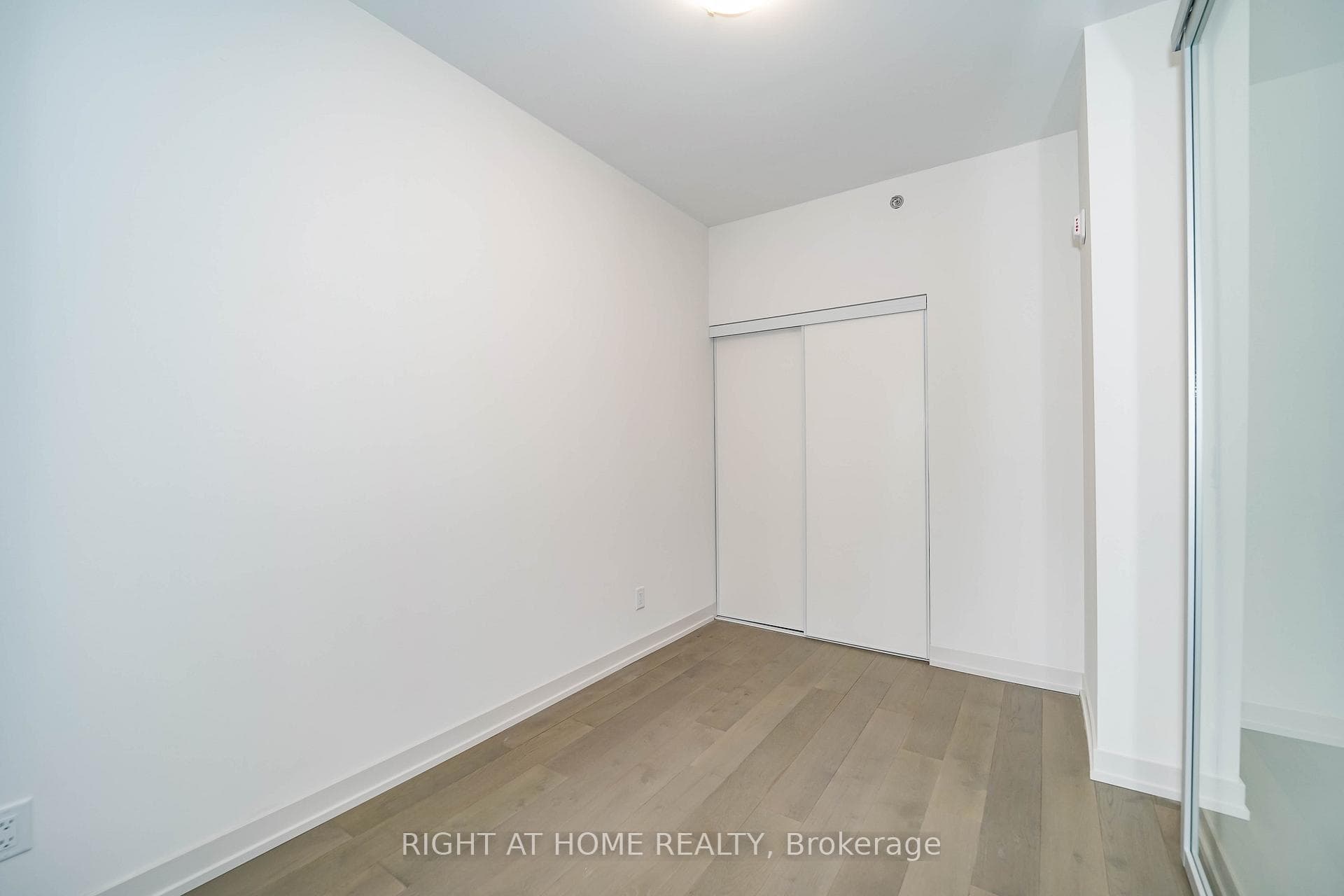 90 Glen Everest Road Unit 412 photo 10